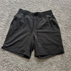 Lululemon T.H.E. Linerless Shorts 7” Black Athletic Stretch Performance Mens S